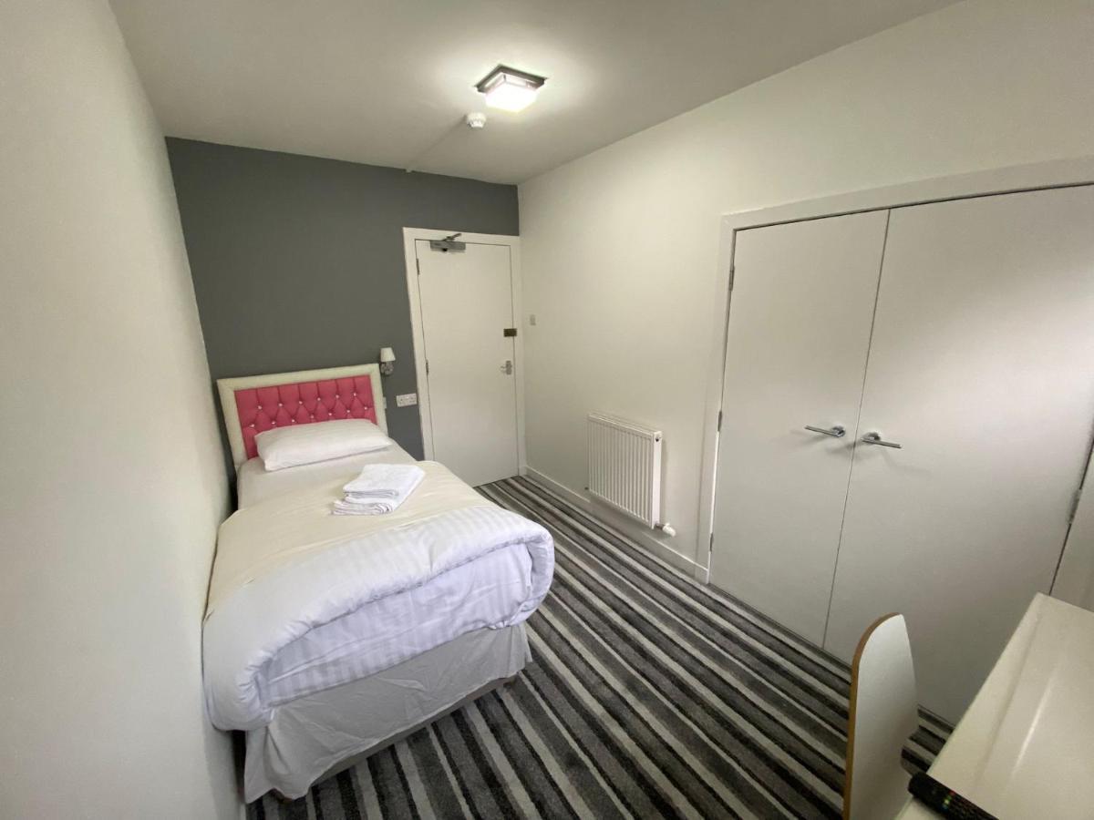 Aaran Central Guesthouse Абърдийн Екстериор снимка
