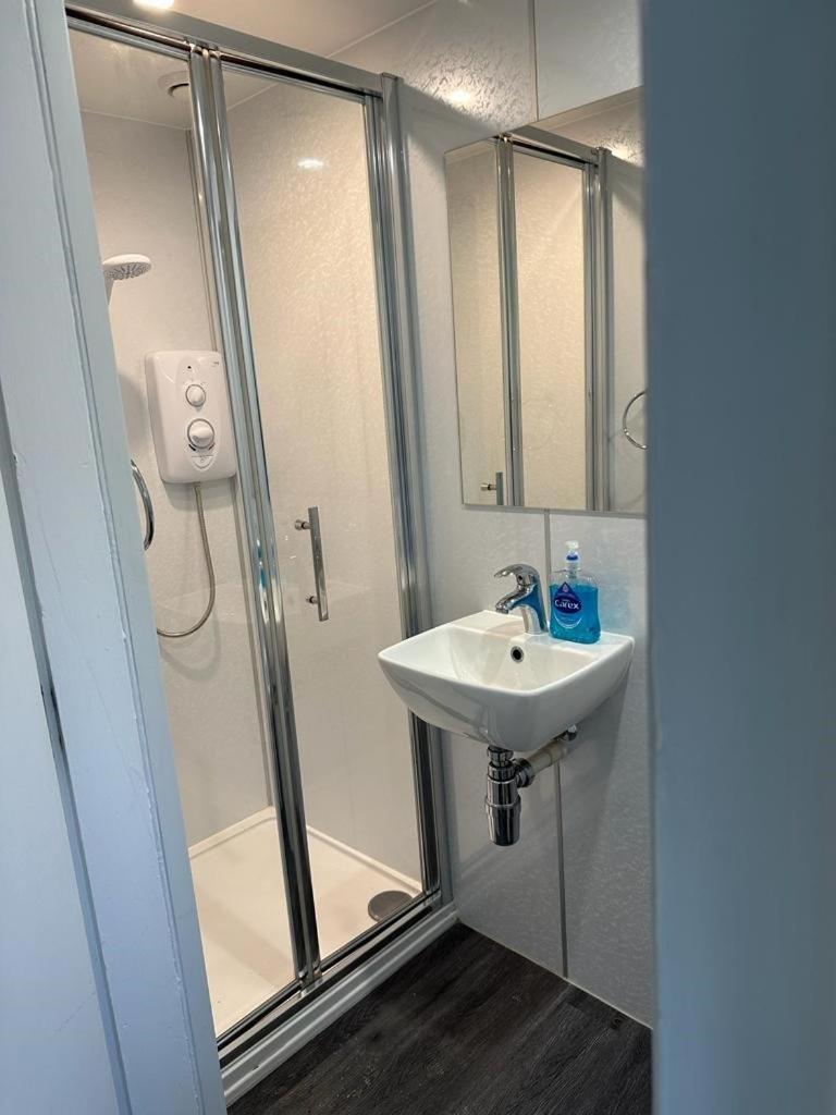 Aaran Central Guesthouse Абърдийн Екстериор снимка