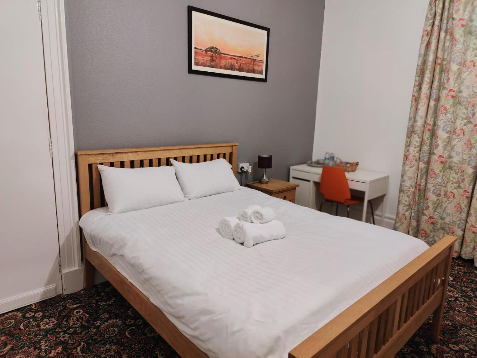 Aaran Central Guesthouse Абърдийн Екстериор снимка